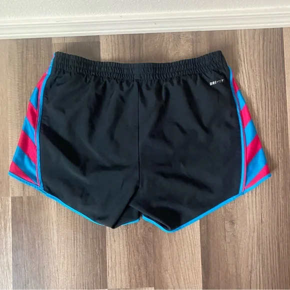 Nike Women's Black and Pink Athletic Shorts - Picture 3 of 12